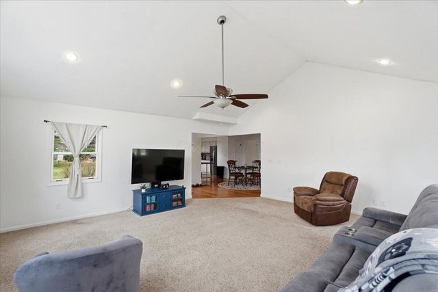 12815 Fox Run Court NW, Pickerington, OH 43147