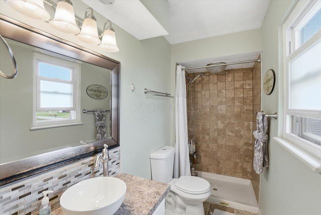 12815 Fox Run Court NW, Pickerington, OH 43147