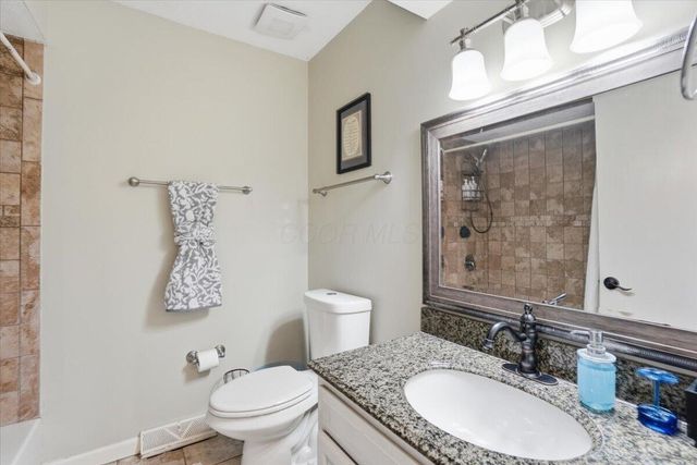 12815 Fox Run Court NW, Pickerington, OH 43147