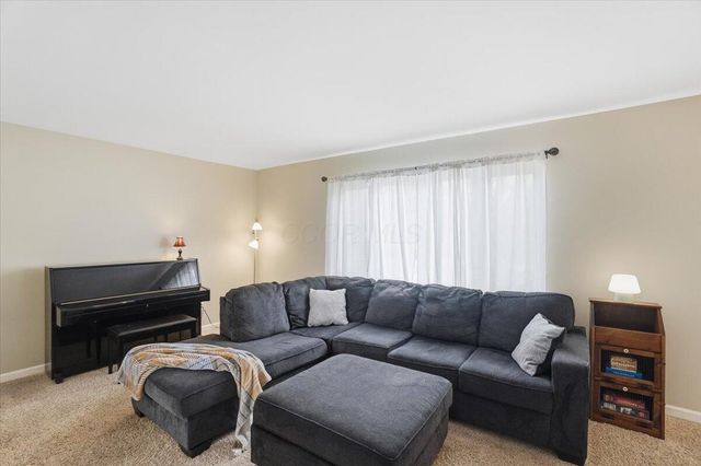 12815 Fox Run Court NW, Pickerington, OH 43147