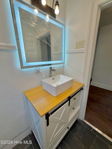 1304 Rhem Street, Kinston, NC 28501