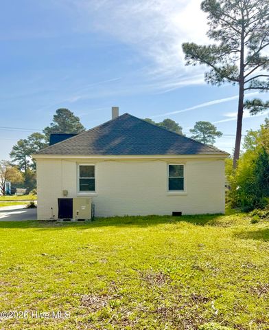 1304 Rhem Street, Kinston, NC 28501