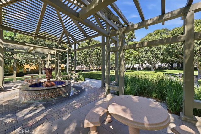 12 Atwater, Irvine, CA 92602