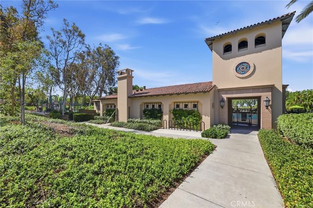12 Atwater, Irvine, CA 92602