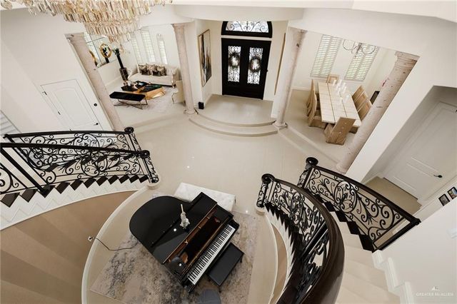 702 W Moore Road, Pharr, TX 78577