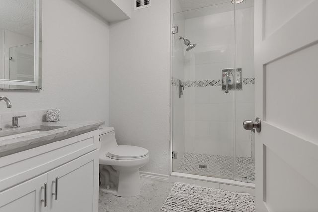 11403 Twain Drive, Montgomery, TX 77356