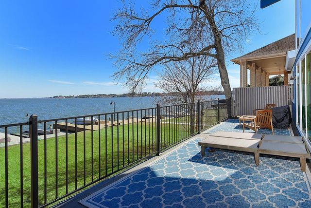 11403 Twain Drive, Montgomery, TX 77356