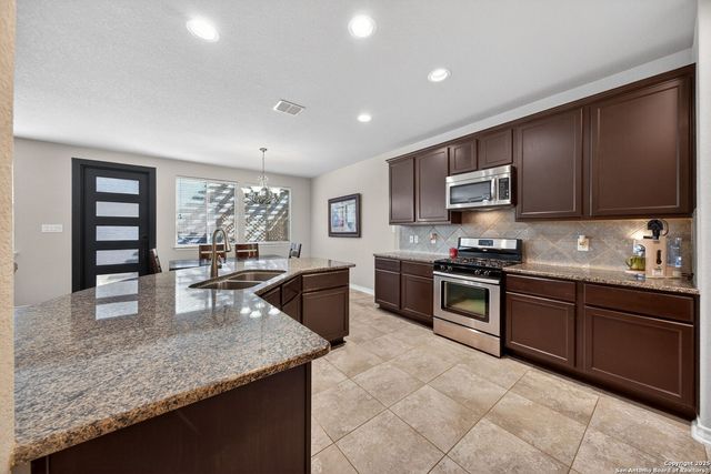 3934 woodbridge, San Antonio, TX 78257