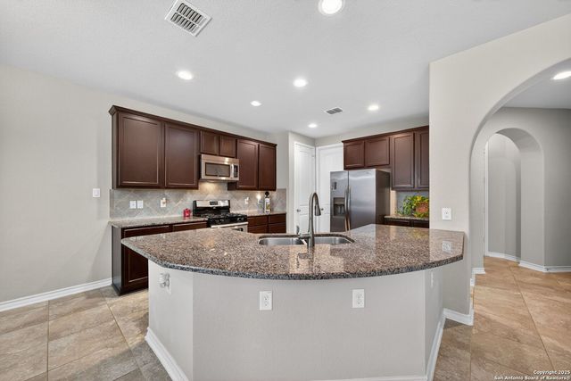 3934 woodbridge, San Antonio, TX 78257