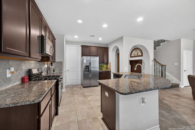 3934 woodbridge, San Antonio, TX 78257