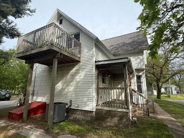 606 Main Street, Michigan City, IN 46360