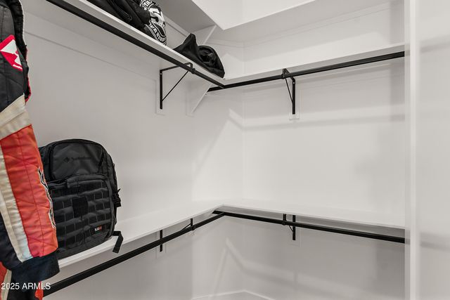 608 W RESTIN Road, Phoenix, AZ 85086