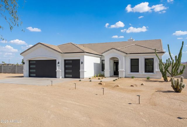 608 W RESTIN Road, Phoenix, AZ 85086