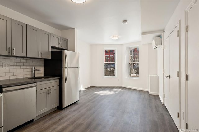 1047 Morris Avenue, Bronx, NY 10456