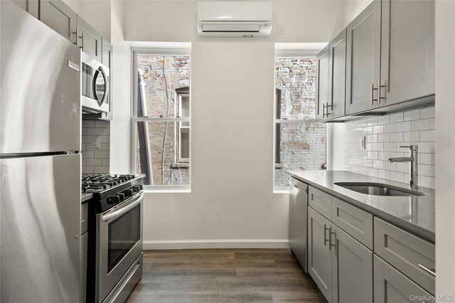 1047 Morris Avenue, Bronx, NY 10456