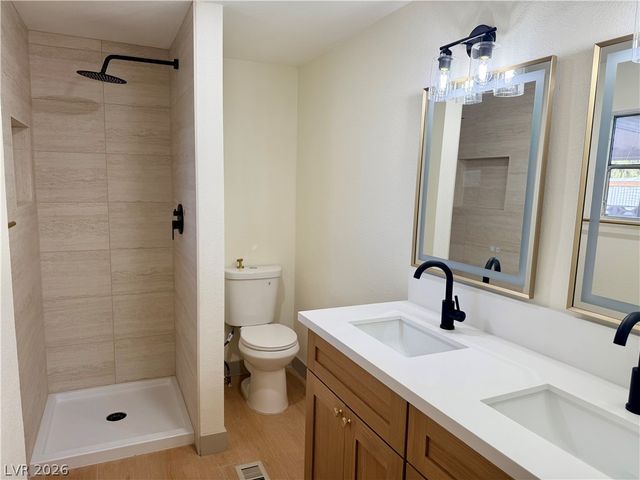 2885 Humboldt Court, Las Vegas, NV 89142