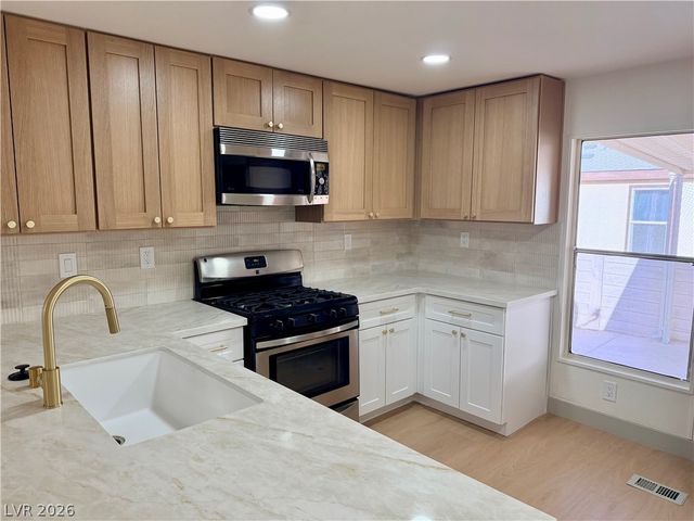 2885 Humboldt Court, Las Vegas, NV 89142