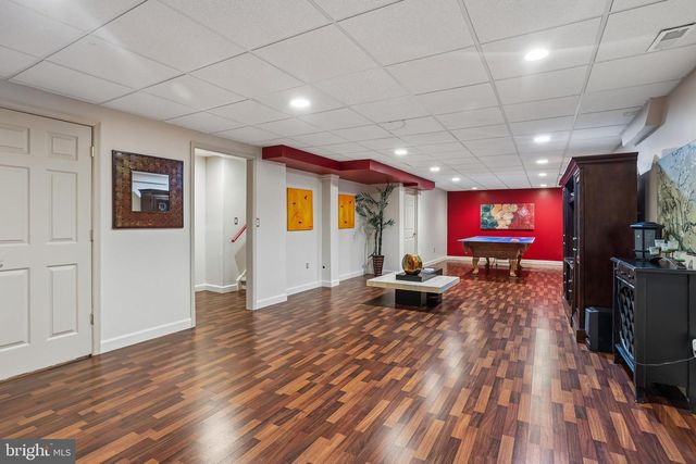 21 BROOKWOOD RD, Mount Laurel, NJ 08054