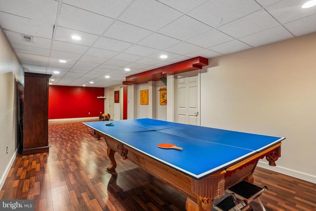 21 BROOKWOOD RD, Mount Laurel, NJ 08054
