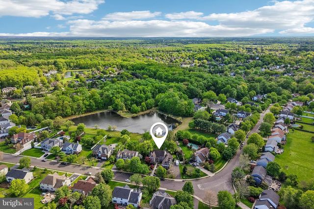 21 BROOKWOOD RD, Mount Laurel, NJ 08054