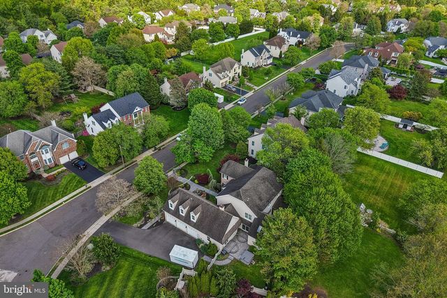 21 BROOKWOOD RD, Mount Laurel, NJ 08054
