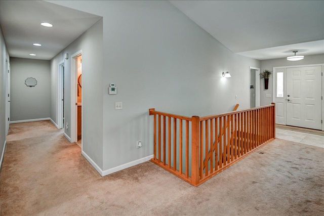 615 Hoel Avenue, Stoughton, WI 53589