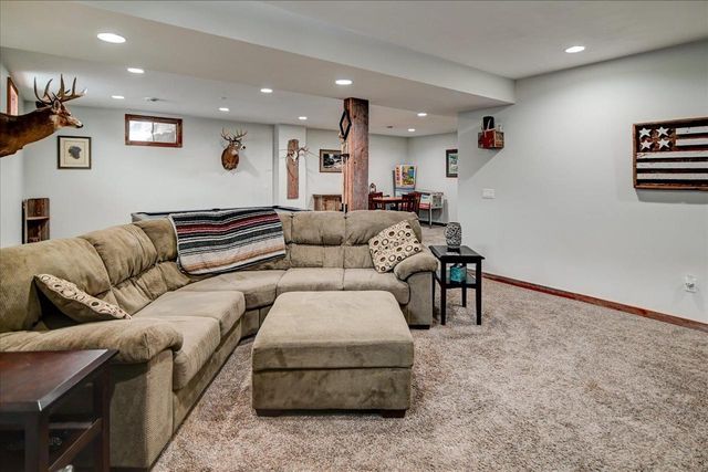 615 Hoel Avenue, Stoughton, WI 53589