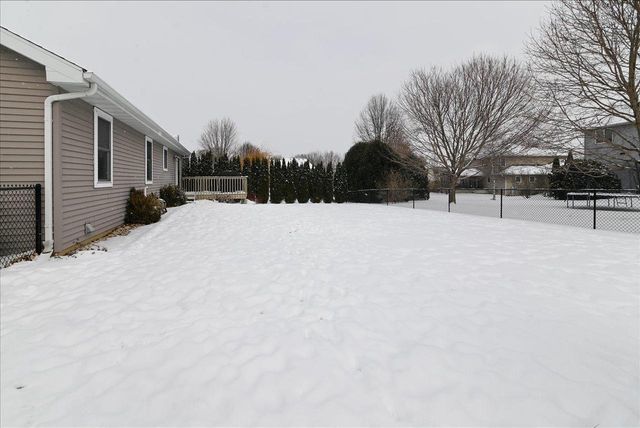 615 Hoel Avenue, Stoughton, WI 53589