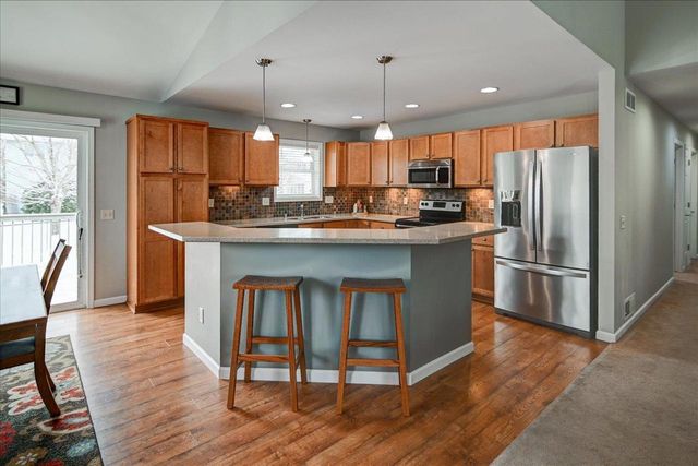 615 Hoel Avenue, Stoughton, WI 53589