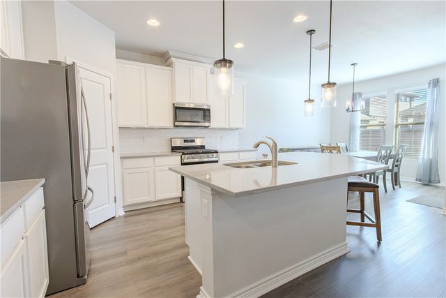 2606 Vista Del Sol St, Corpus Christi, TX 78414