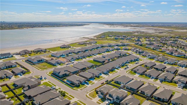 2606 Vista Del Sol St, Corpus Christi, TX 78414