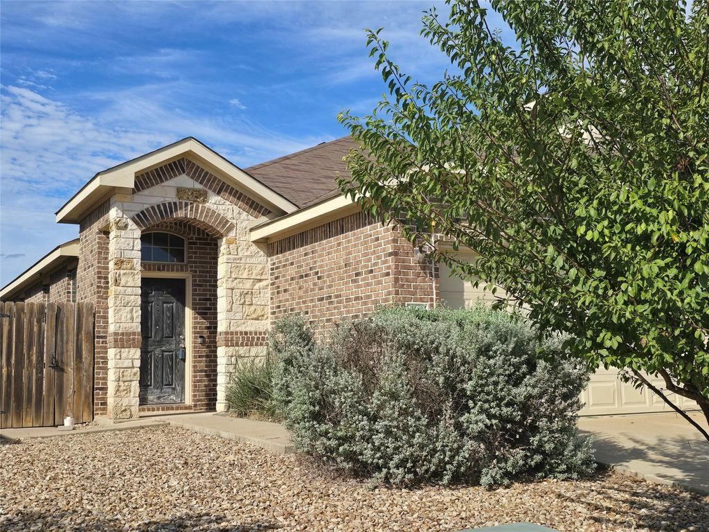 239 Hidden Springs DR, Bastrop, TX 78602