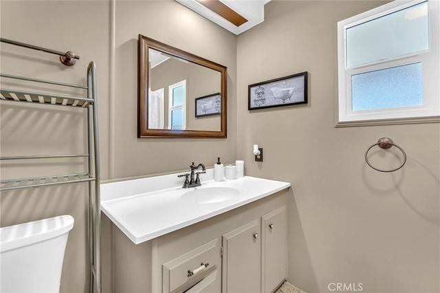 39 Via Entrada, Tustin, CA 92780