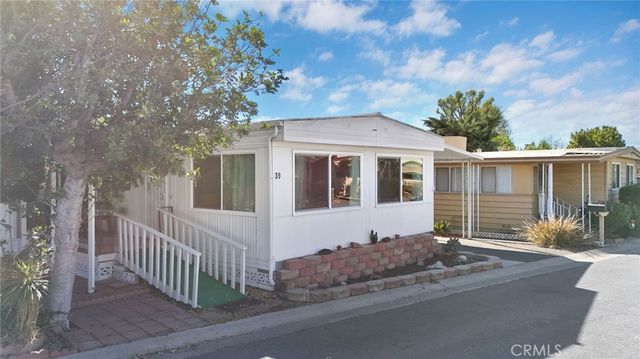 39 Via Entrada, Tustin, CA 92780