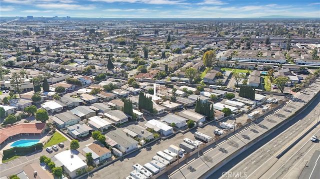 39 Via Entrada, Tustin, CA 92780