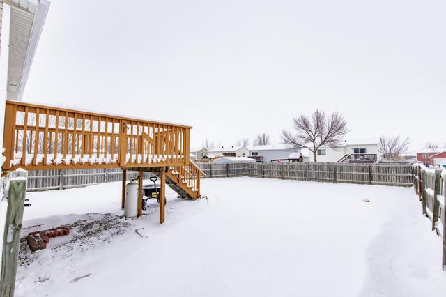 105 Evergreen Circle, West Fargo, ND 58078