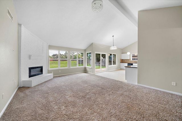 2803 N Brompton Drive, Pearland, TX 77584