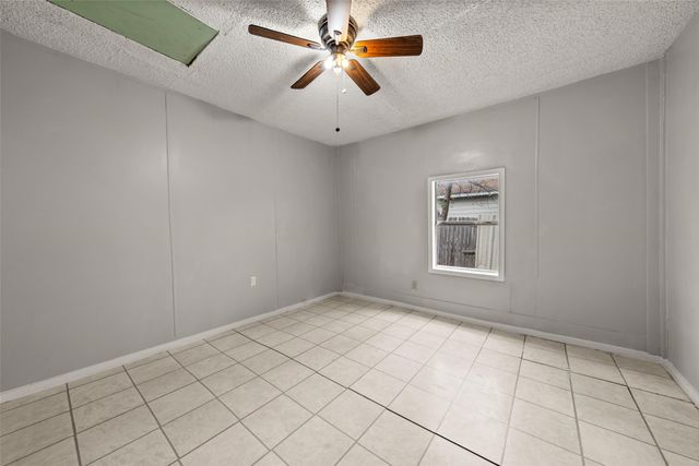 1106 S 15th Street, Waco, TX 76706