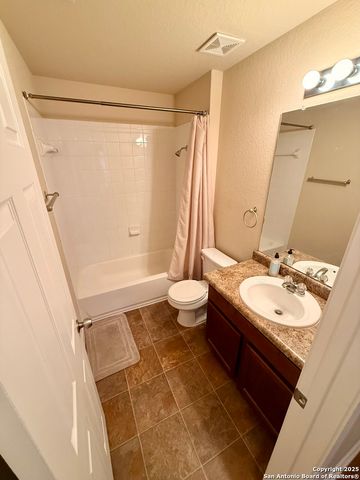 1054 Stone Branch, New Braunfels, TX 78130