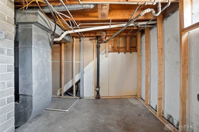 4741 Cullen Avenue, Springfield, OH 45503