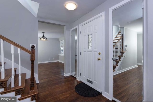 2926 PARKSIDE LN, Harrisburg, PA 17110