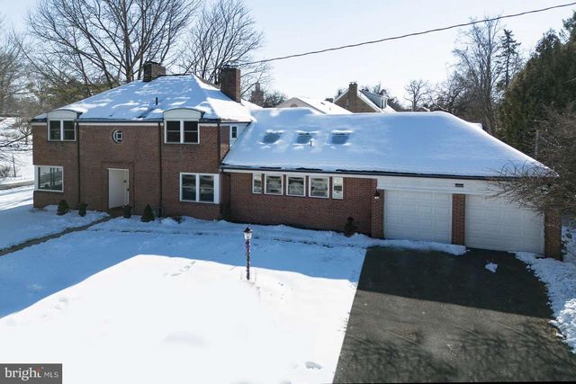 2926 PARKSIDE LN, Harrisburg, PA 17110