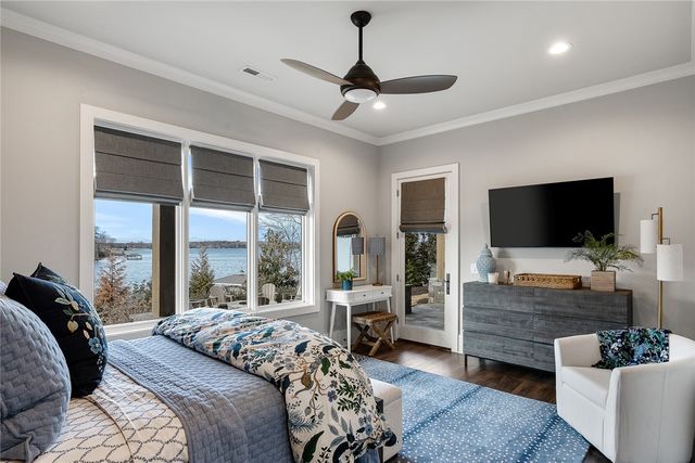 639 Marina Bay Drive, Seneca, SC 29672