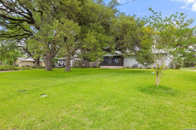 701 River Rd, Blanco, TX 78606