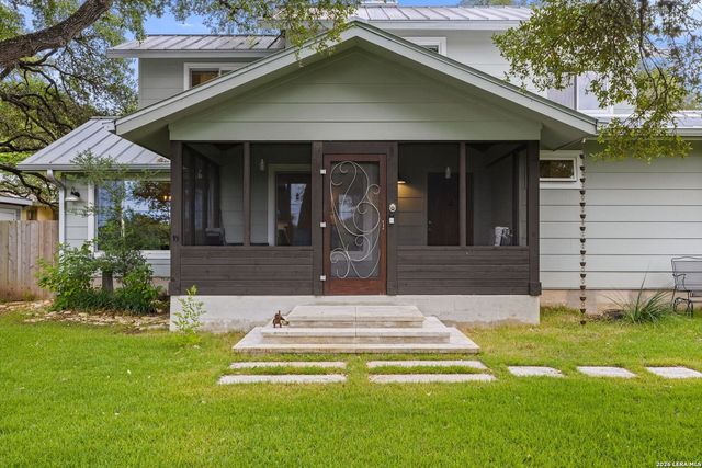 701 River Rd, Blanco, TX 78606