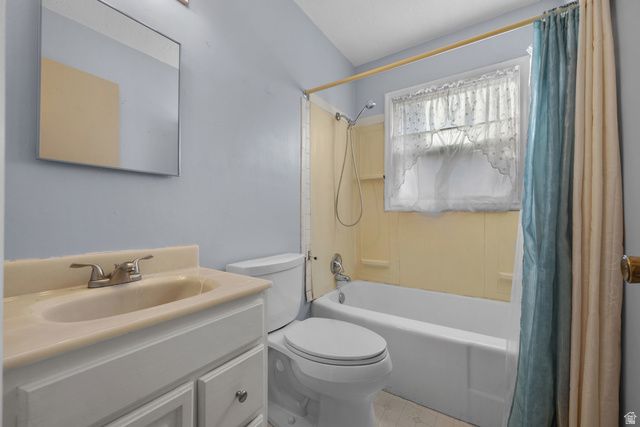 5923 S 2625 W, Roy, UT 84067