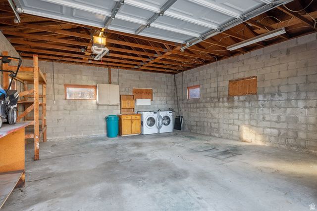 5923 S 2625 W, Roy, UT 84067