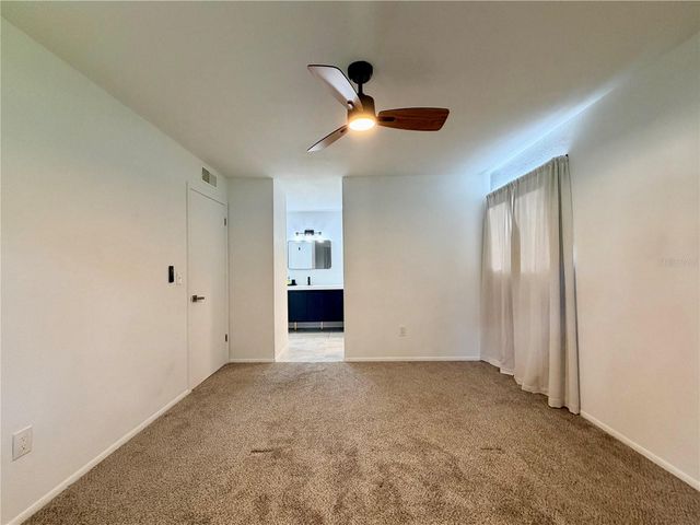 6015 LAKETREE LN E, Temple Terrace, FL 33617