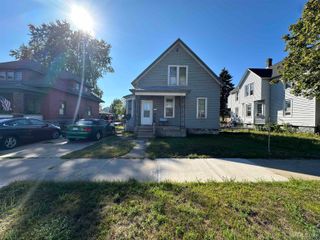 514-516 S 15th Street, Escanaba, MI 49829