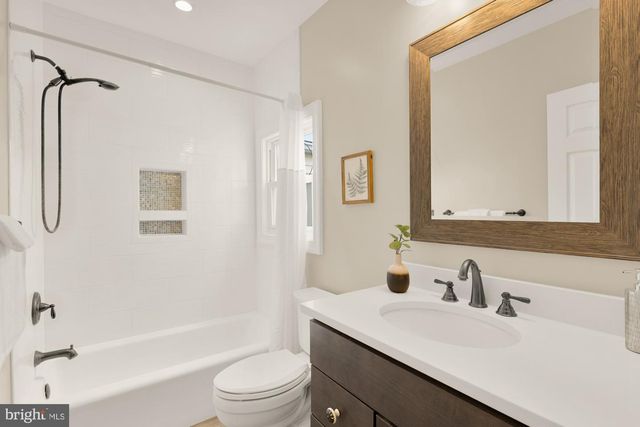 1112 PARK ST NE, Washington, DC 20002